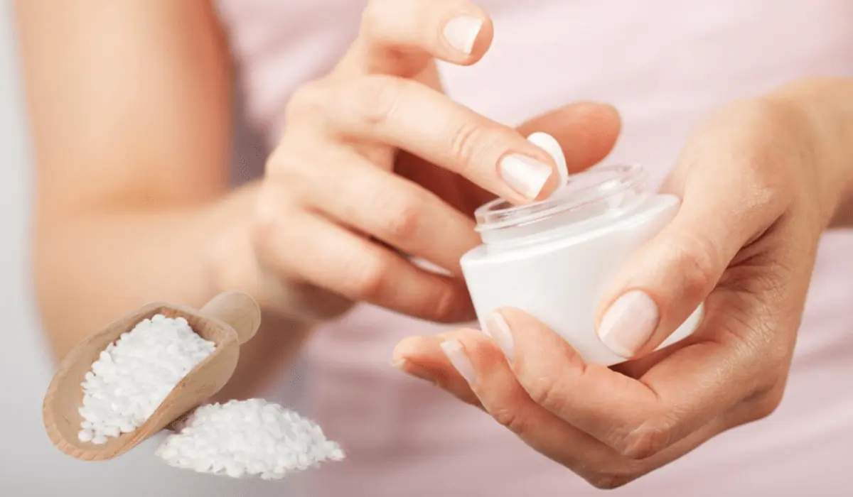کاربردهای استئاریل الکل آرایشی چیست